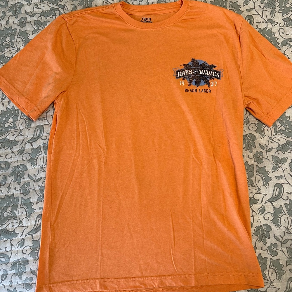 Izod Orange Short Sleeve Tee Vibrant Graphic Design NWOT